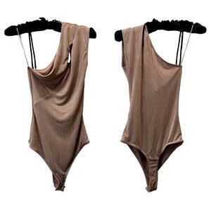 NEW Socialite Shimmery Blush One Shoulder Cut Out Bodysuit | S
